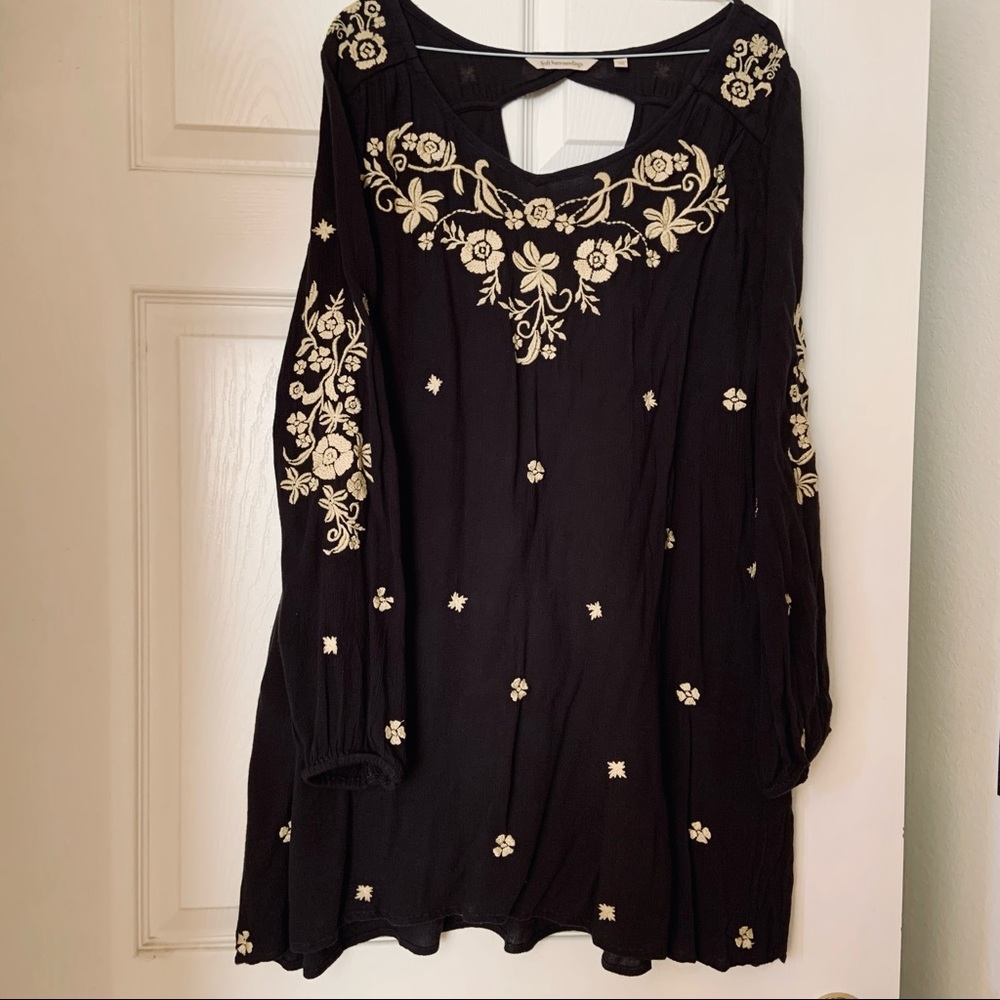 Tunic with excellent flow and comfort